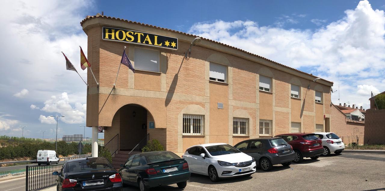 Hostal 82 Olías del Rey Exterior photo
